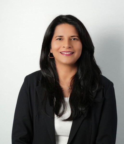 Amrit Khella, Associate